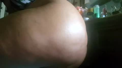 Mona Red online show from February 6, 1:54 pm