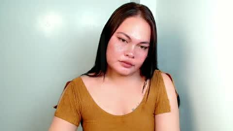 Snapshot of prettylittle_lady chatting on June 12, 9:08 am prettylittle_lady online show from June 12, 9:08 am