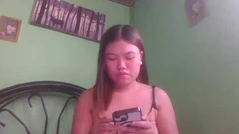 prettymae756493 online show from April 12, 6:18 am