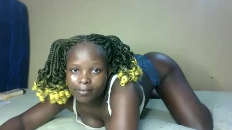 Melly online show from November 12, 7:13 pm