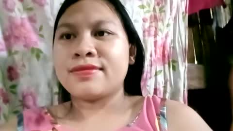 Snapshot of prettyneca5991 chatting on December 18, 12:32 am prettyneca5991 online show from December 18, 12:32 am