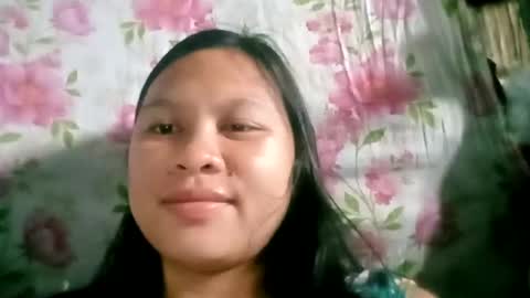 Snapshot of prettyneca5991 chatting on January 17, 8:24 am prettyneca5991 online show from January 17, 8:24 am