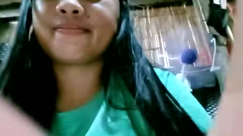 Snapshot of prettyneca5991 chatting on December 21, 6:42 am prettyneca5991 online show from December 21, 6:42 am