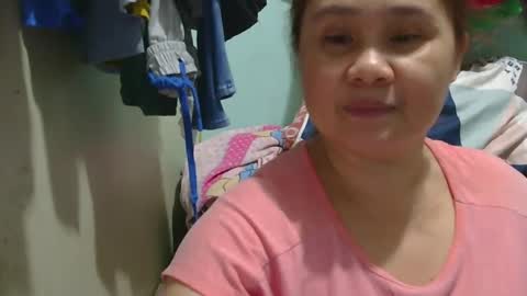 Snapshot of prettynhing chatting on January 26, 1:47 pm Nhing online show from January 26, 1:47 pm