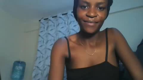prettypussy_24 online show from May 25, 9:21 pm