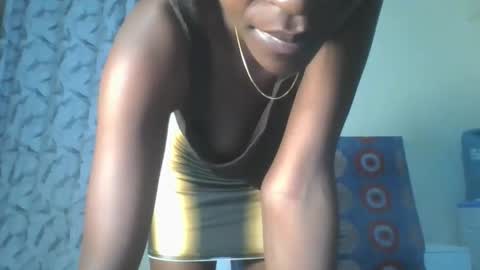 prettypussy_24 online show from May 28, 10:40 pm