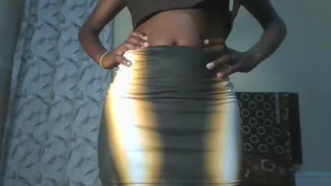 prettypussy_24 online show from May 29, 9:13 pm