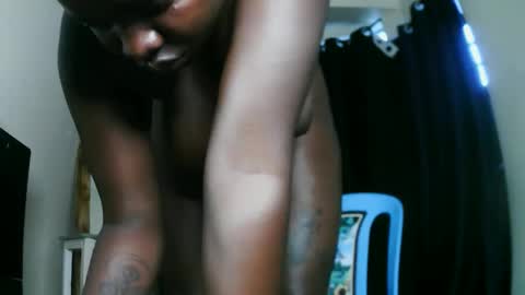 Snapshot of prettyreen chatting on February 2, 4:44 am prettyreen online show from February 2, 4:44 am