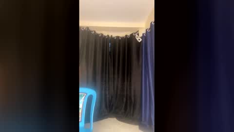 Snapshot of prettyreen chatting on February 12, 6:58 pm prettyreen online show from February 12, 6:58 pm