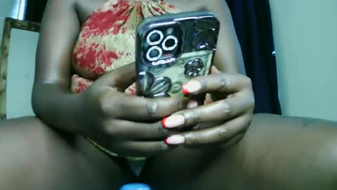 Snapshot of prettyreen chatting on March 9, 10:52 am prettyreen online show from March 9, 10:52 am