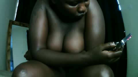Snapshot of prettyreen chatting on April 7, 5:08 am prettyreen online show from April 7, 5:08 am