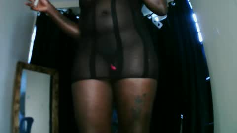 Snapshot of prettyreen chatting on April 15, 6:20 am prettyreen online show from April 15, 6:20 am