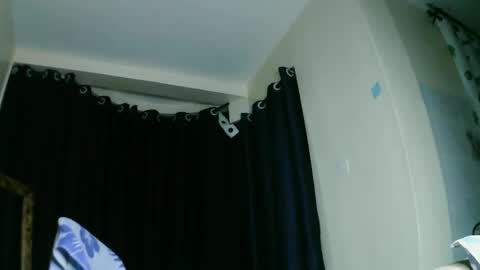 Snapshot of prettyreen chatting on April 21, 2:51 am prettyreen online show from April 21, 2:51 am