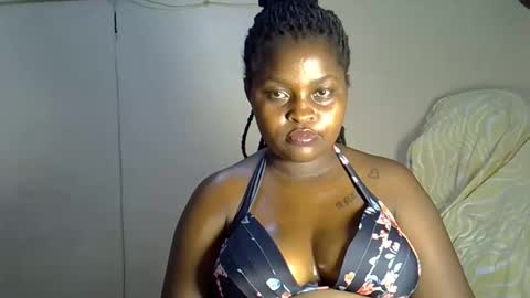 Snapshot of prettyriss chatting on April 8, 5:35 pm prettyriss online show from April 8, 5:35 pm