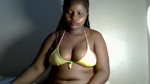 Snapshot of prettyriss chatting on May 6, 12:52 am prettyriss online show from May 6, 12:52 am