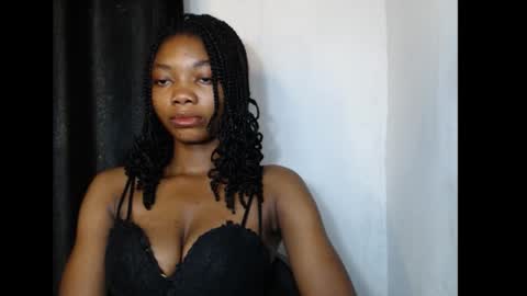 Snapshot of prettysexy6 chatting on February 4, 8:42 am prettysexy6 online show from February 4, 8:42 am