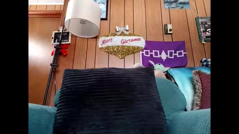 prettysolid7 online show from December 1, 7:52 pm