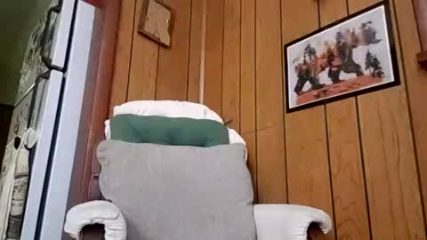 Snapshot of prettysolidd7 chatting on December 1, 11:36 pm prettysolidd7 online show from December 1, 11:36 pm