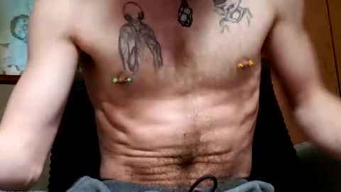 Snapshot of prettysolidd7 chatting on February 13, 10:00 pm prettysolidd7 online show from February 13, 10:00 pm