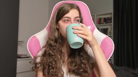 Sophie  next stream will be at Monday  i will wait you guys  online show from May 11, 6:19 am
