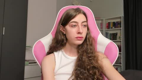 Sophie  next stream will be at Monday  i will wait you guys  online show from May 17, 7:06 am