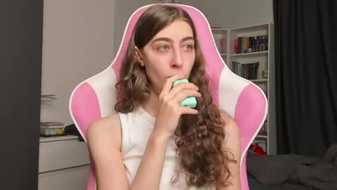 Sophie  next stream will be at Monday  i will wait you guys  online show from May 21, 6:42 am