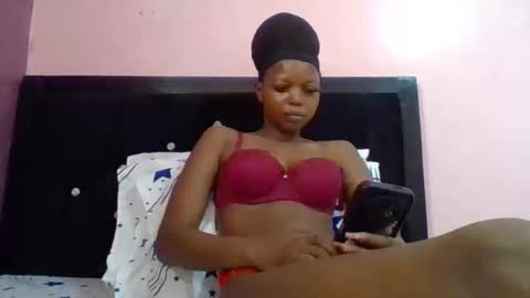 Snapshot of prettywendy21 chatting on March 19, 7:56 am prettywendy21 online show from March 19, 7:56 am
