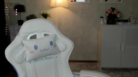 Kitty online show from November 12, 1:50 am