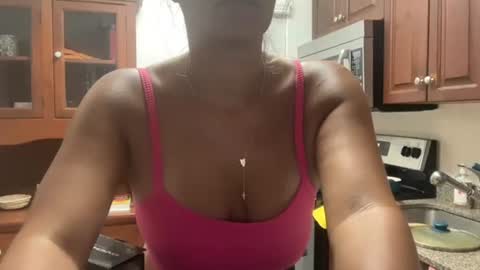 Snapshot of prettyyykittyyy22 chatting on September 23, 2:03 am prettyyykittyyy22 online show from September 23, 2:03 am