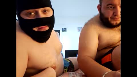 Snapshot of pretyboyl chatting on January 26, 12:43 pm chubbymmm online show from January 26, 12:43 pm