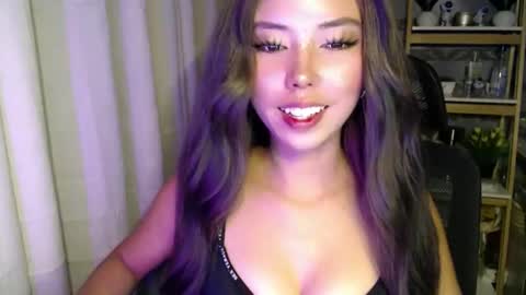 TINA  online show from February 18, 9:38 am