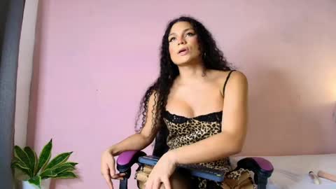 Prim Rosse online show from May 17, 3:37 am