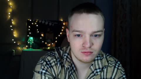 Snapshot of princ4real chatting on January 18, 5:41 am prince online show from January 18, 5:41 am