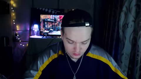 Snapshot of princ4real chatting on February 17, 3:04 am prince online show from February 17, 3:04 am