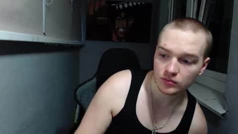 Snapshot of princ4real chatting on October 5, 8:56 am prince online show from October 5, 8:56 am