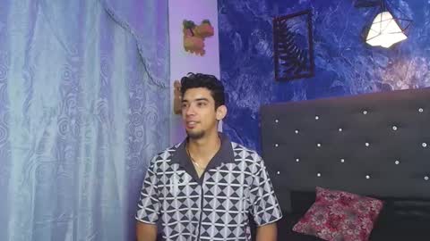 prince_arthur77 online show from January 7, 1:35 pm