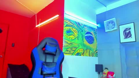 prince_arthur77 online show from March 18, 1:58 pm