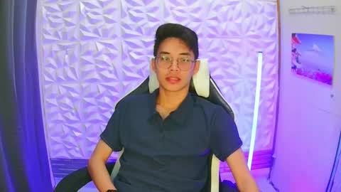 prince_harrison online show from December 2, 6:36 pm