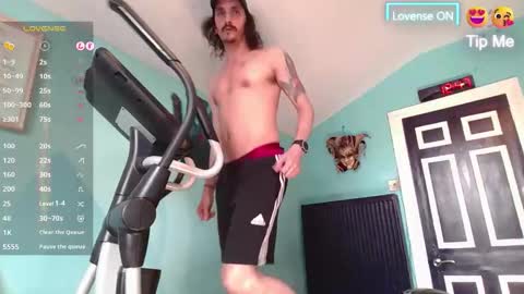 Snapshot of prince_raphael chatting on September 11, 11:43 am Riffraff online show from September 11, 11:43 am