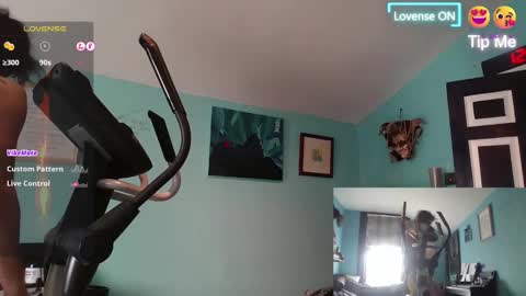 Snapshot of prince_raphael chatting on September 29, 11:04 am Riffraff online show from September 29, 11:04 am