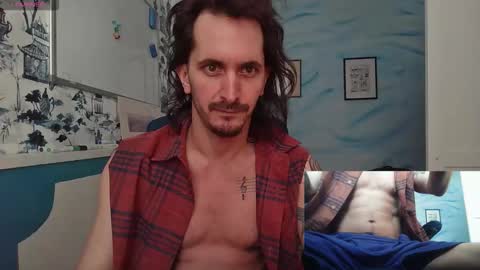 Snapshot of prince_raphael chatting on September 30, 10:20 am Riffraff online show from September 30, 10:20 am