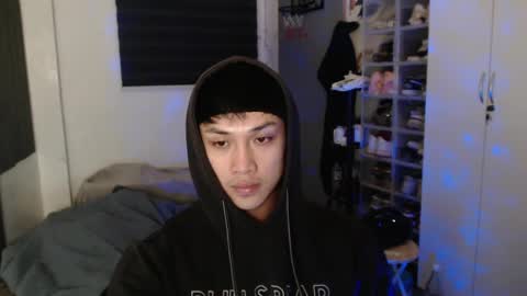 Snapshot of princeadrianx chatting on May 4, 7:54 pm Prince Adrian online show from May 4, 7:54 pm