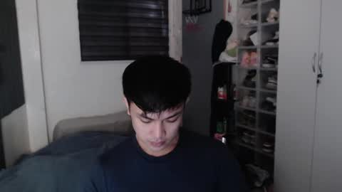 Snapshot of princeadrianx chatting on May 16, 6:43 am Prince Adrian online show from May 16, 6:43 am