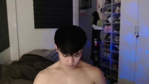 Snapshot of princeadrianx chatting on May 26, 2:35 pm Prince Adrian online show from May 26, 2:35 pm