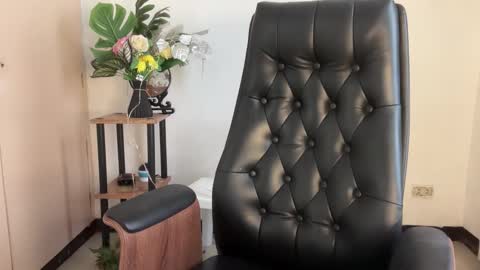 Charls online show from February 14, 3:03 am