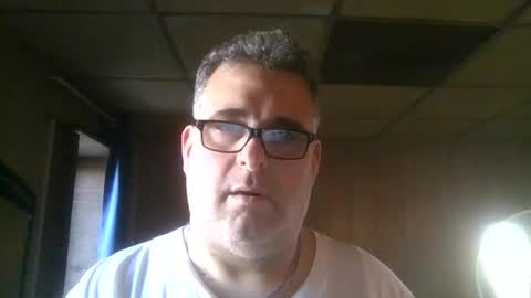 johnny online show from November 28, 1:36 pm