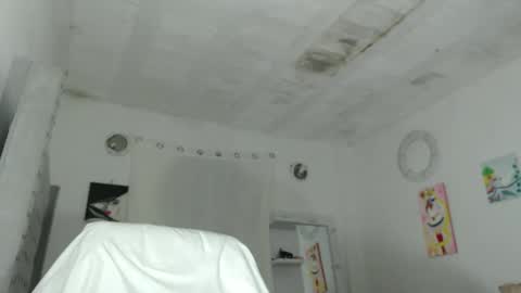 Snapshot of princes_ass111 chatting on January 17, 3:45 am Chica Sexy Sexy Ass online show from January 17, 3:45 am