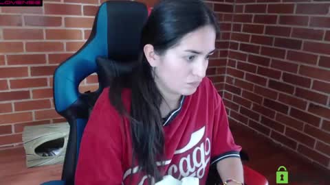 Snapshot of princesa_leia_zathur chatting on May 1, 7:07 pm Leia online show from May 1, 7:07 pm