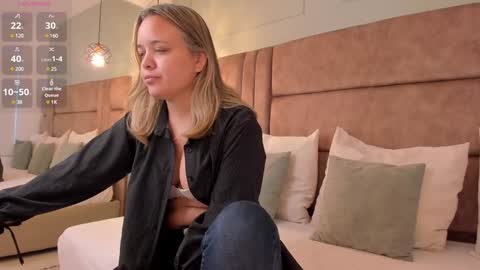 Paris online show from February 6, 11:43 am