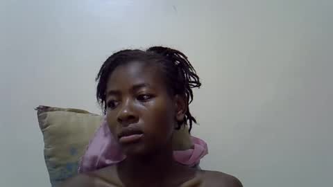 Snapshot of princess_0 chatting on February 16, 5:25 am Princess online show from February 16, 5:25 am